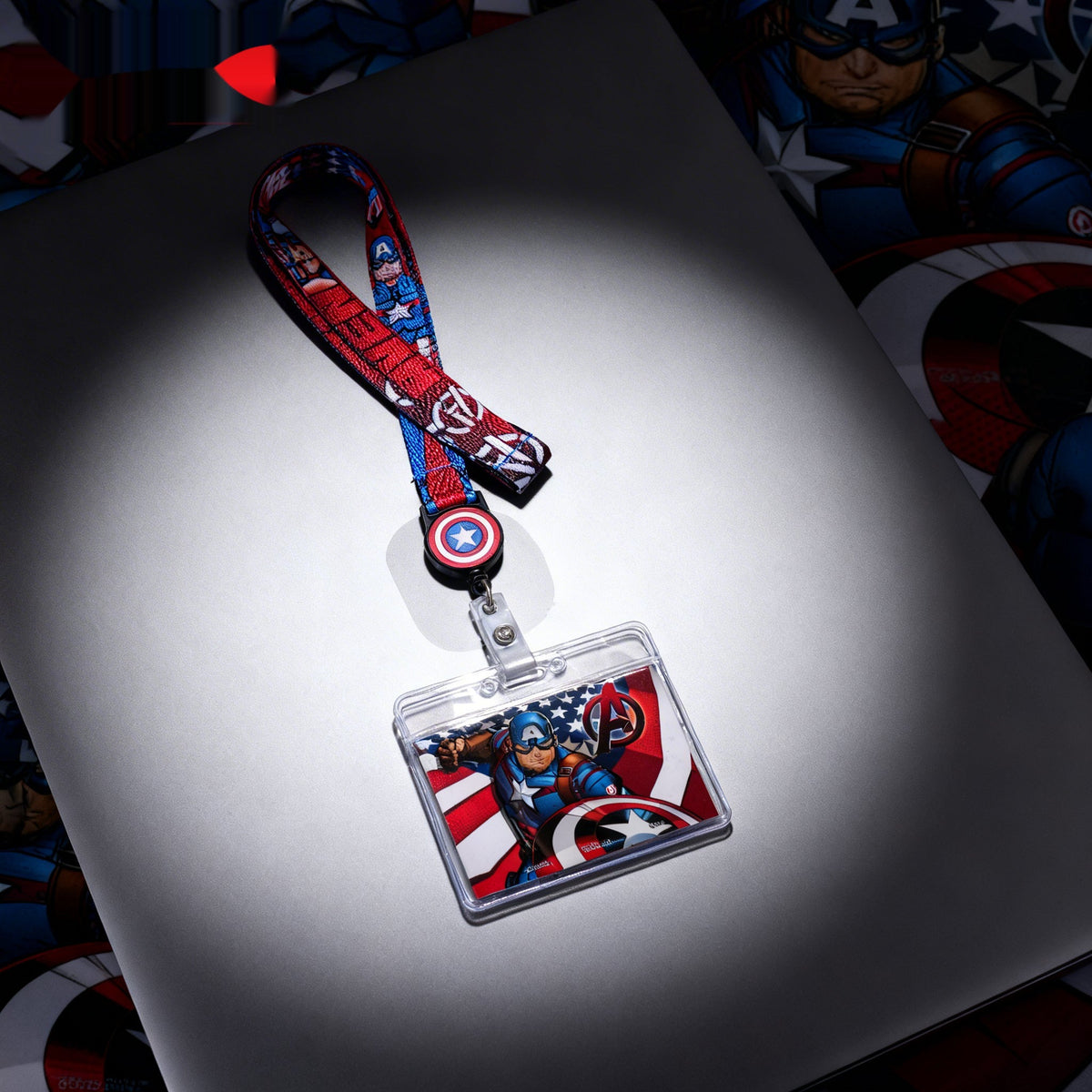 Marvel Officially Authorized Iron Man & Captain America Card Holder
