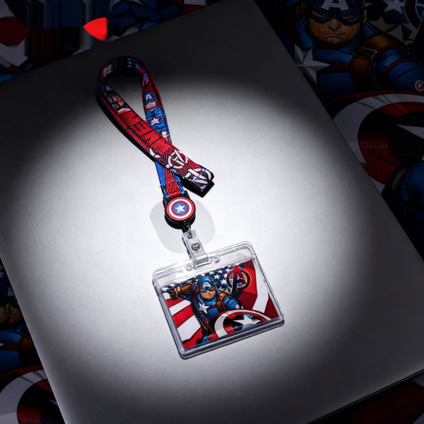 Marvel Officially Authorized Iron Man & Captain America Card Holder